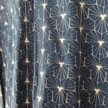 Tissu en coton bio sérigraphié teintures naturelles tem pimenta