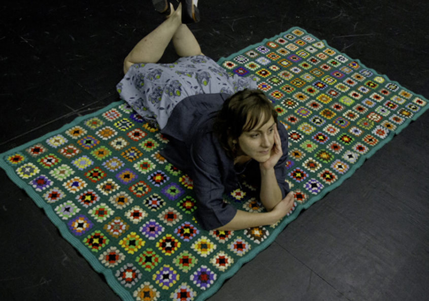 Mannequin tem pimenta lors du défilé 2016